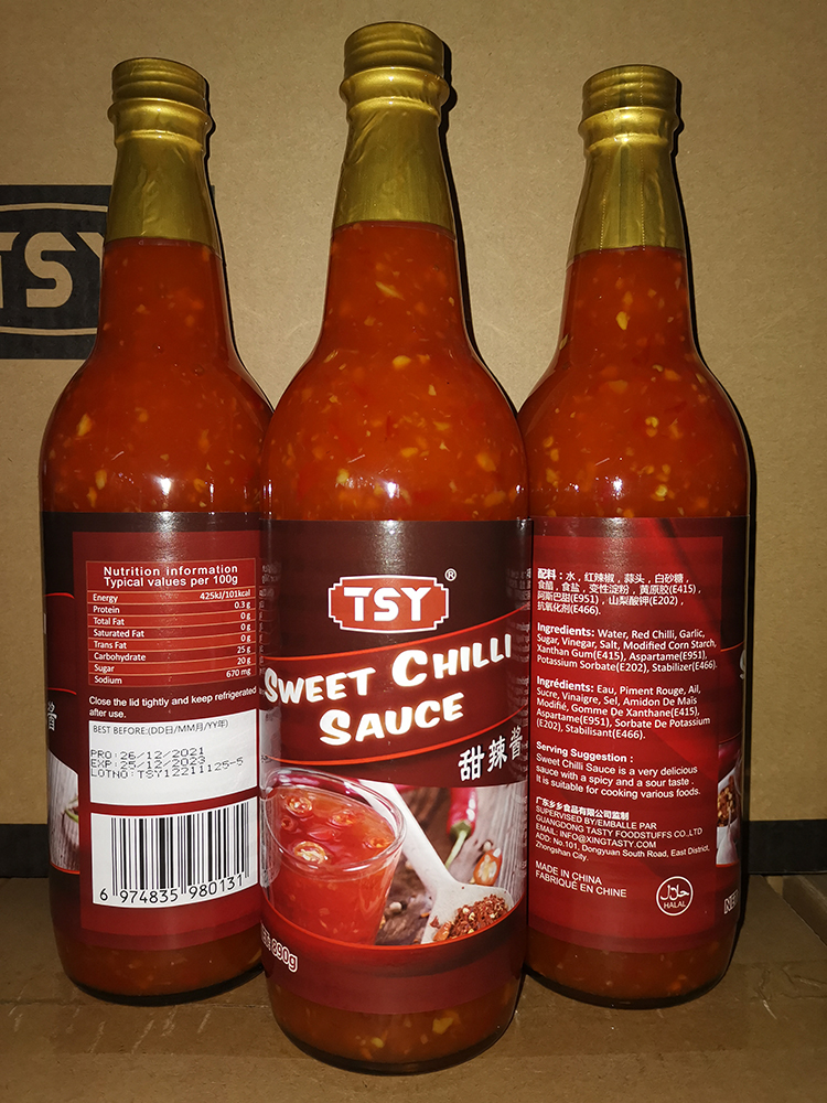 625ml Glass Bottle Spicy Tasty Sweet Chilli Sauce for Thai Dishes